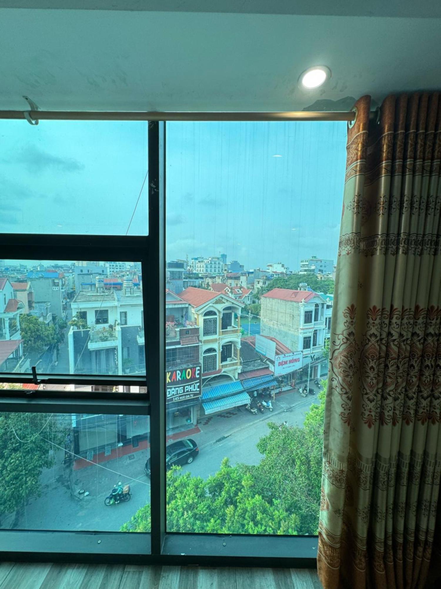 Nha Nghi Thanh Dat Hai Phong Kültér fotó